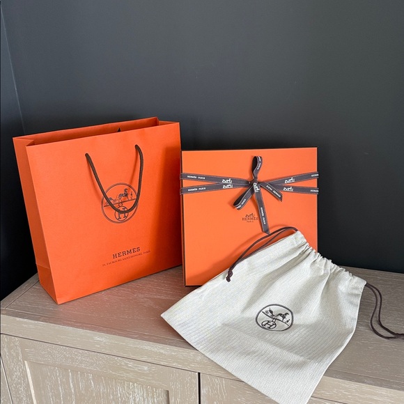 NEW Hermès Gift Box, Gift Bag, Dust Bag & Ribbon
